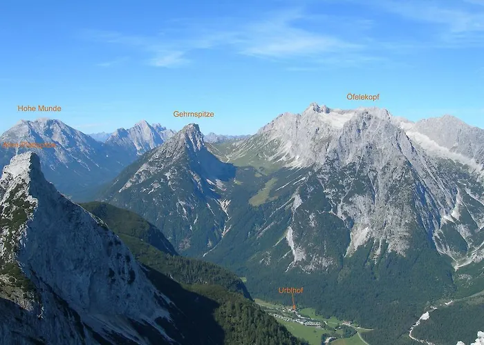 优瑞火富公寓 洛伊塔施